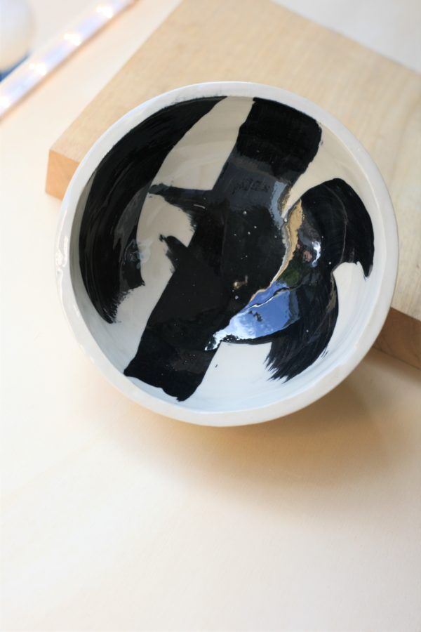 immagine di ciotola Yin in ceramica